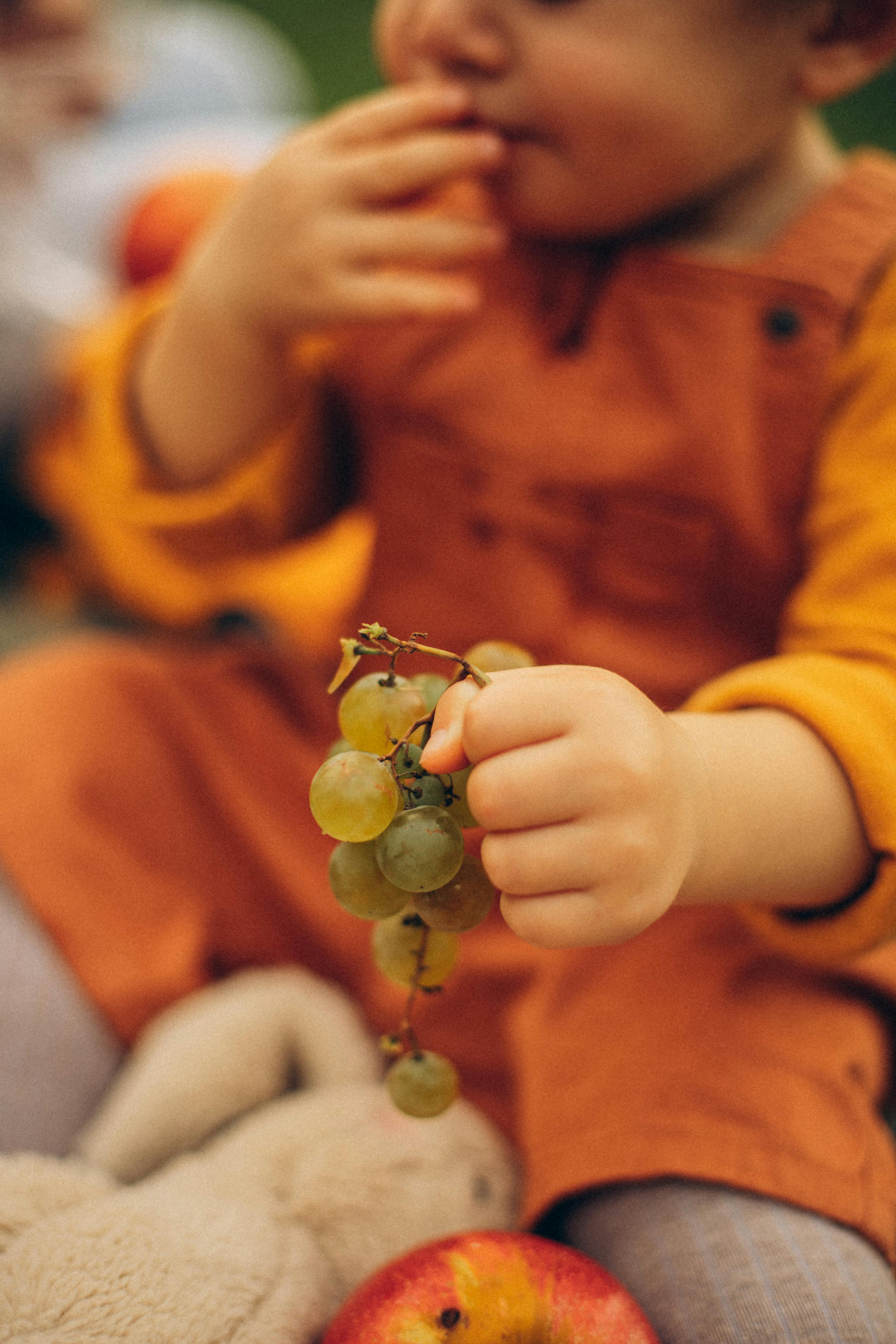 Naturopathie et aromathérapie pour bébés et jeunes enfants : un accompagnement global et en douceur